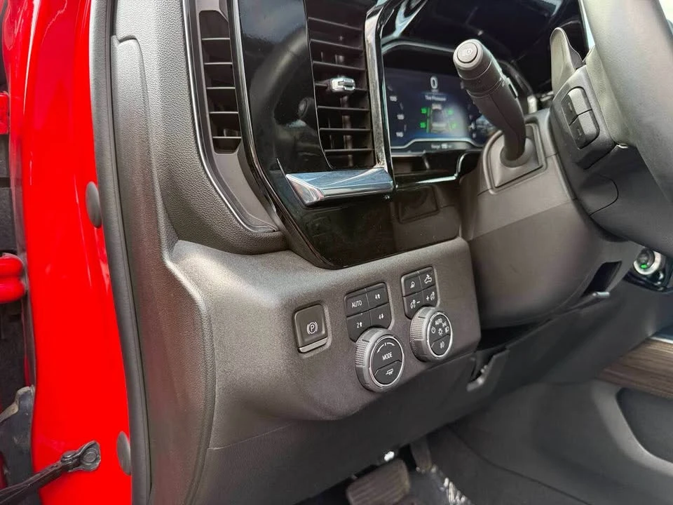 2023 Chevrolet Silverado 4th Gen - Image 10 of 19