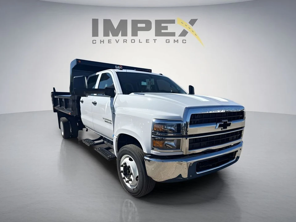 2023 Chevrolet Silverado Heavy Duty 4th Gen - Image 5 of 10