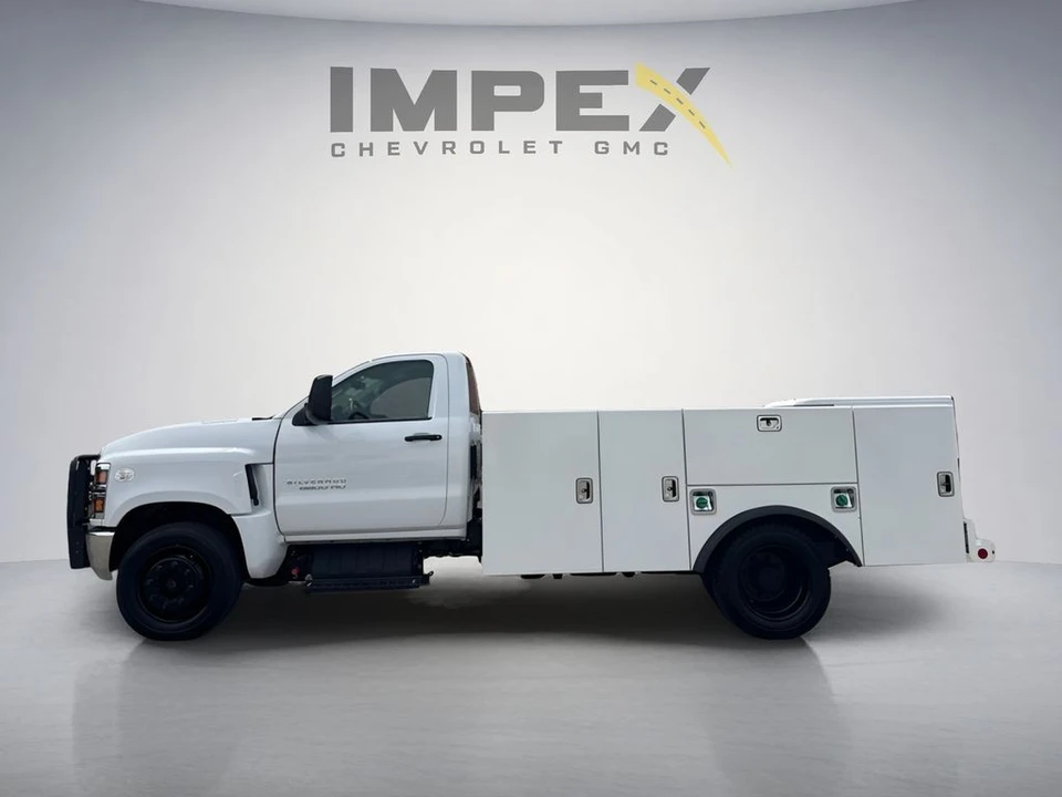 2023 Chevrolet Silverado Heavy Duty 4th Gen - Image 2 of 31