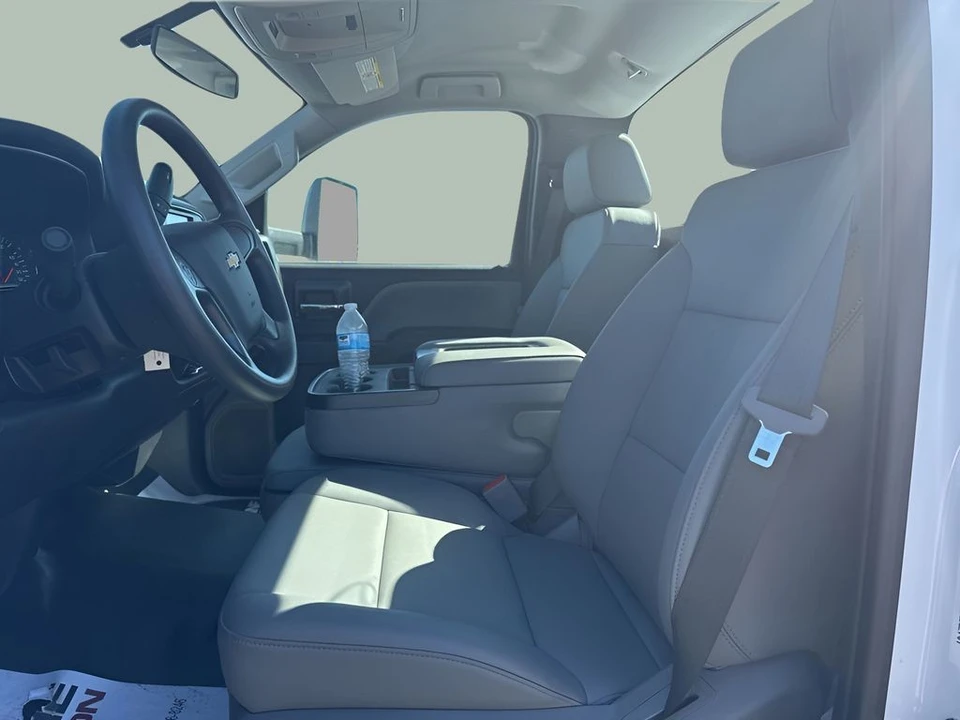 2023 Chevrolet Silverado Heavy Duty 4th Gen - Image 23 of 31