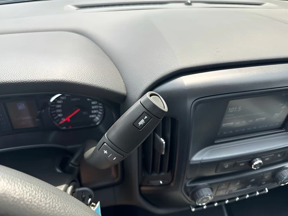 2023 Chevrolet Silverado Heavy Duty 4th Gen - Image 29 of 31