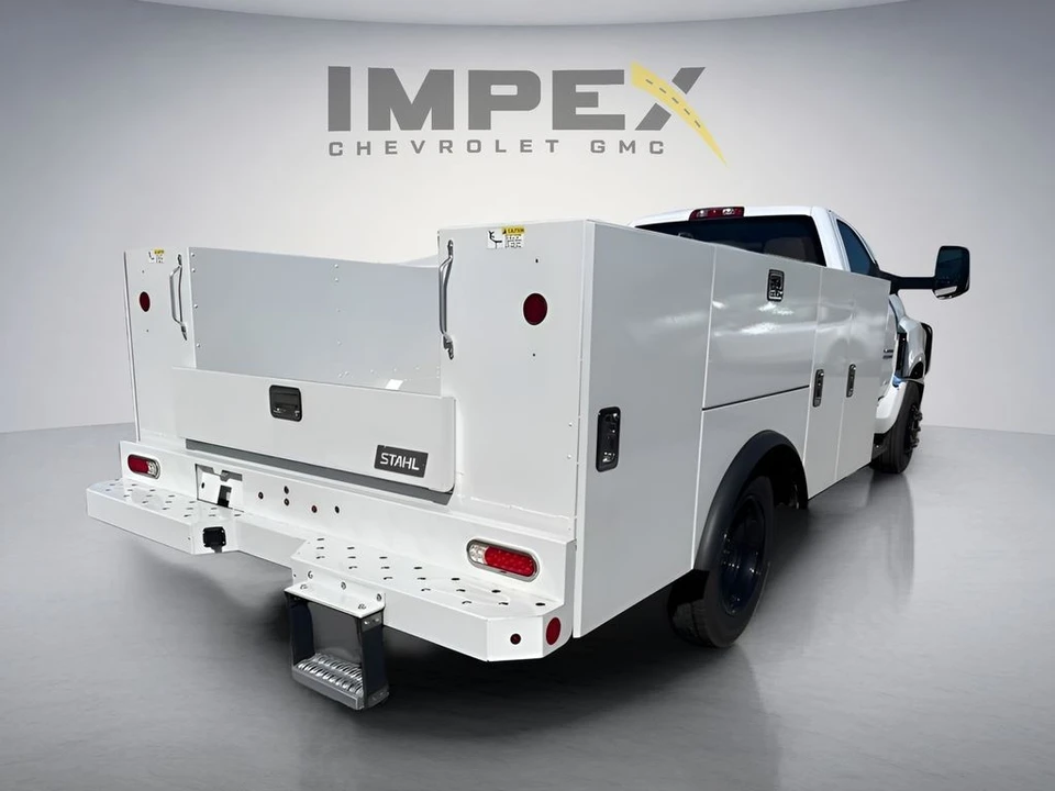 2023 Chevrolet Silverado Heavy Duty 4th Gen - Image 11 of 31
