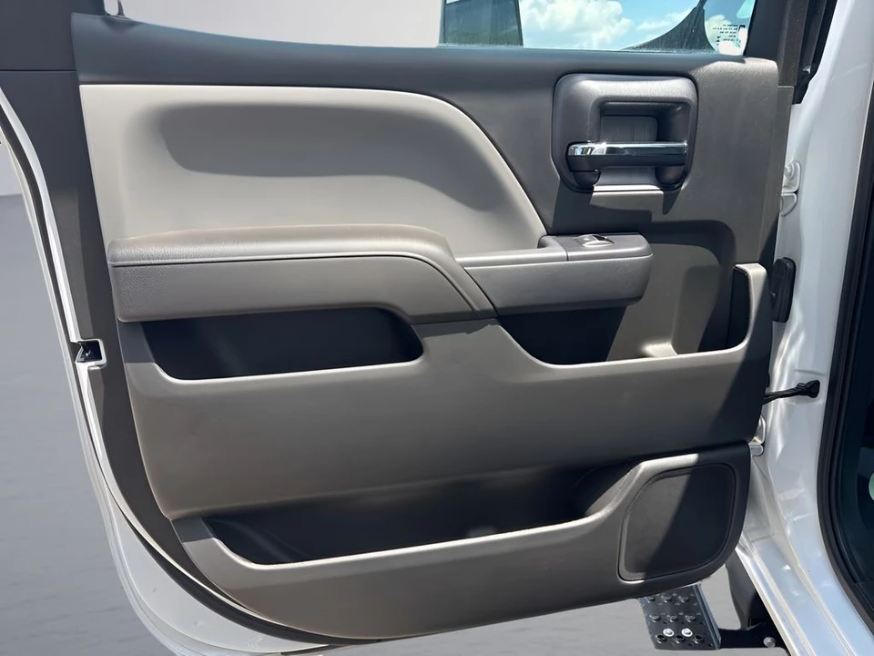 2023 Chevrolet Silverado Heavy Duty 4th Gen - Image 23 of 29