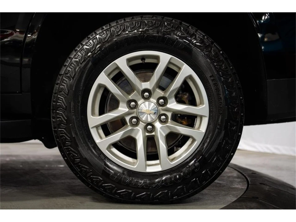 2023 Chevrolet Tahoe 5th Gen - Image 15 of 31