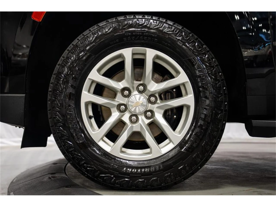 2023 Chevrolet Tahoe 5th Gen - Image 14 of 31