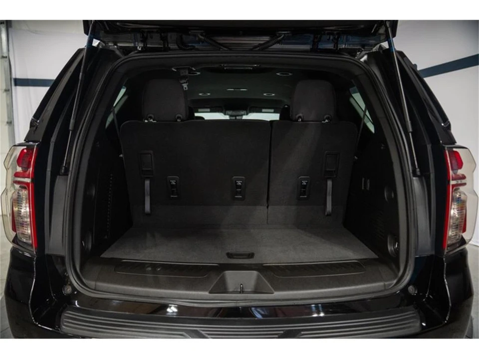 2023 Chevrolet Tahoe 5th Gen - Image 16 of 31