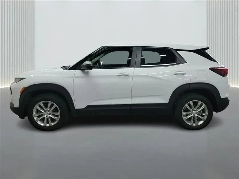 2023 Chevrolet Trailblazer - Image 2 of 12