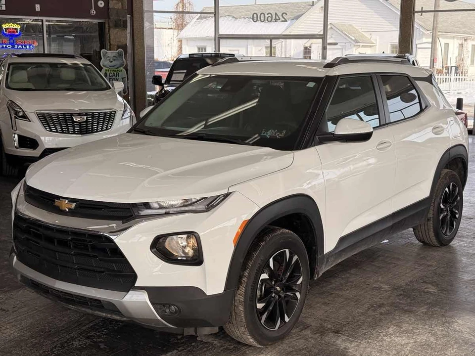 2023 Chevrolet Trailblazer - Image 2 of 12