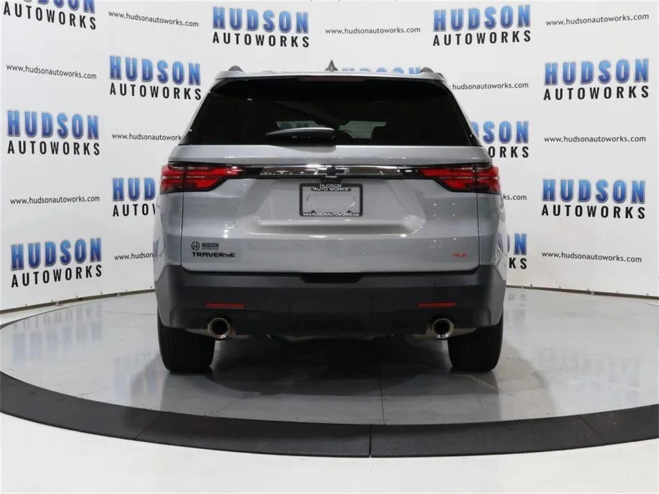 2023 Chevrolet Traverse - Image 5 of 31