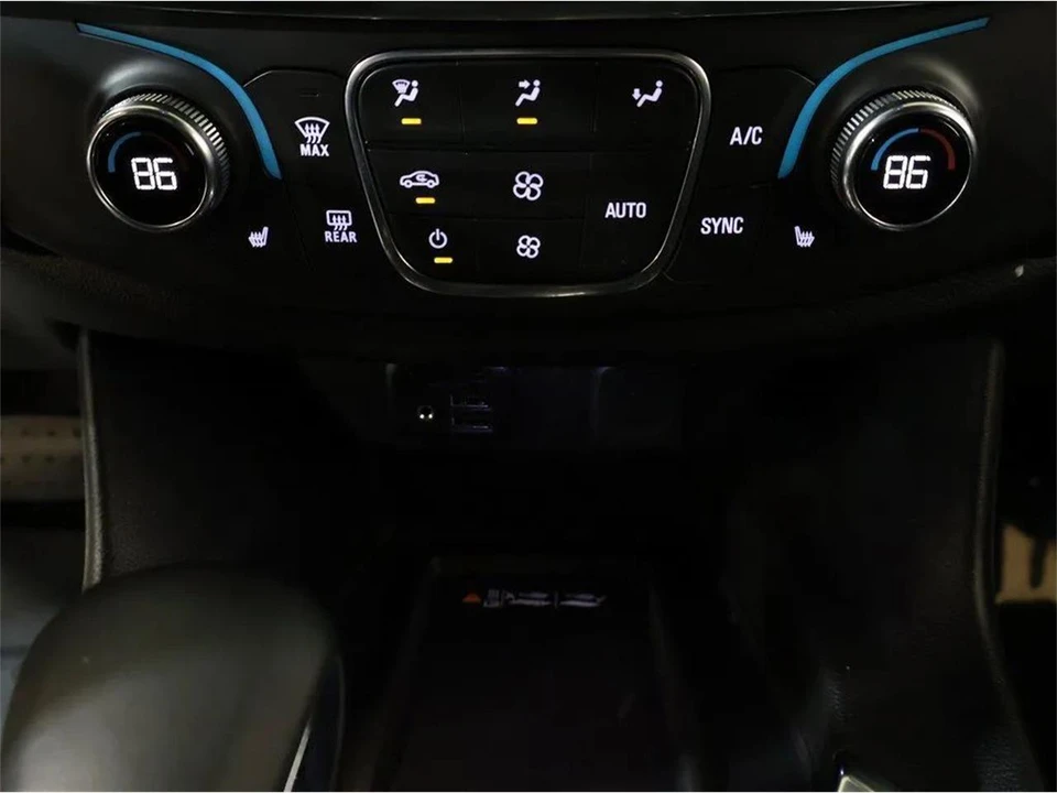 2023 Chevrolet Traverse - Image 21 of 31
