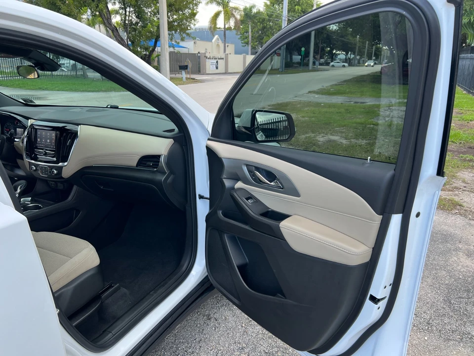 2023 Chevrolet Traverse - Image 19 of 21