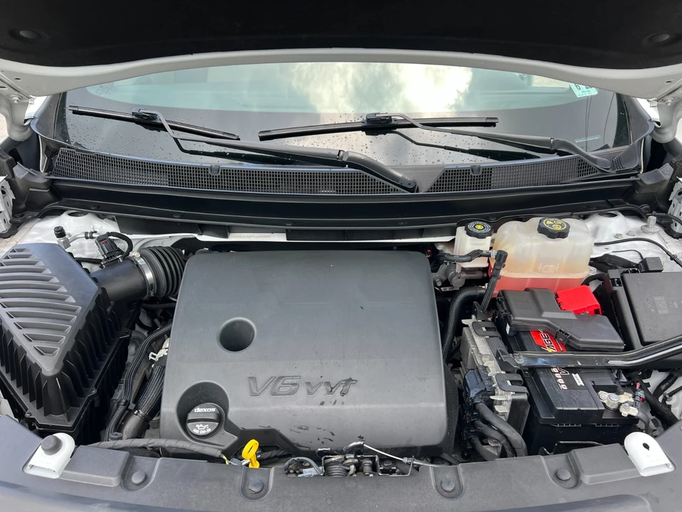 2023 Chevrolet Traverse - Image 11 of 21