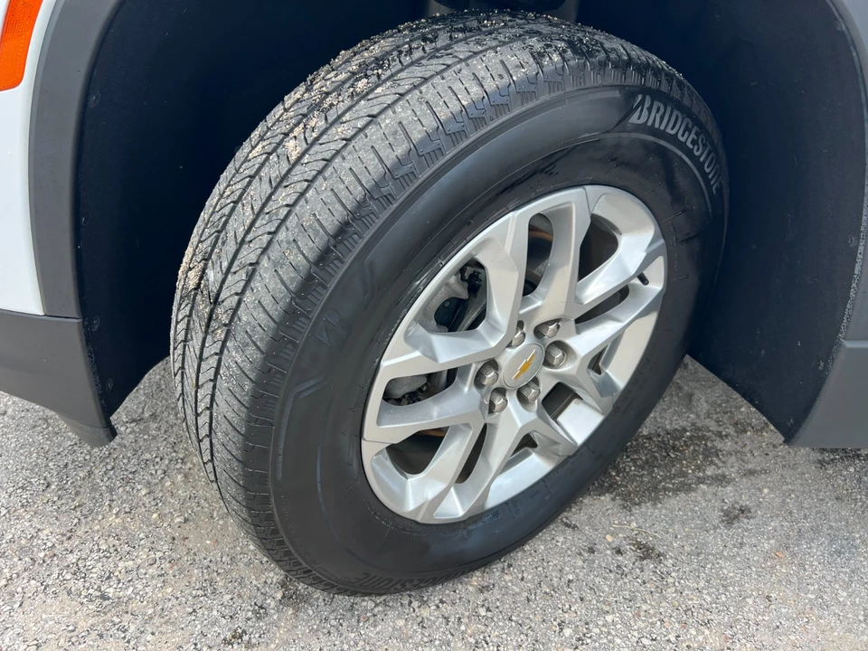 2023 Chevrolet Traverse - Image 10 of 21