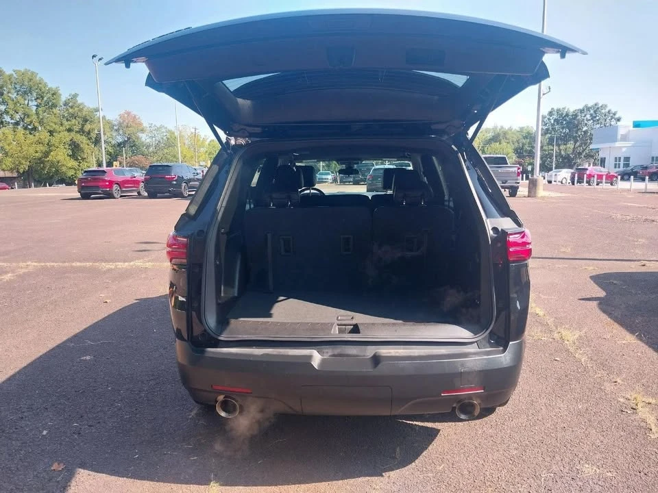 2023 Chevrolet Traverse - Image 5 of 9