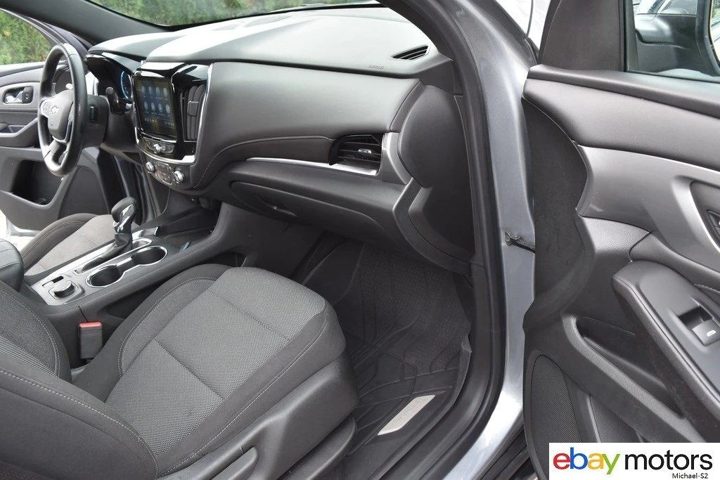 2023 Chevrolet Traverse - Image 17 of 21