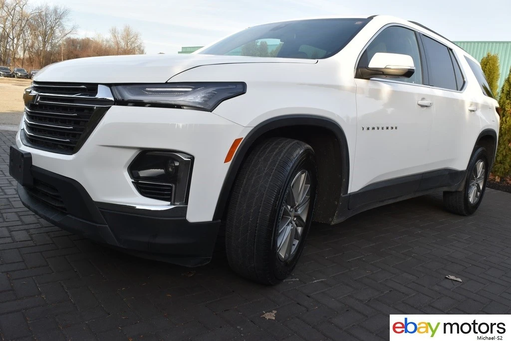 2023 Chevrolet Traverse - Image 9 of 21