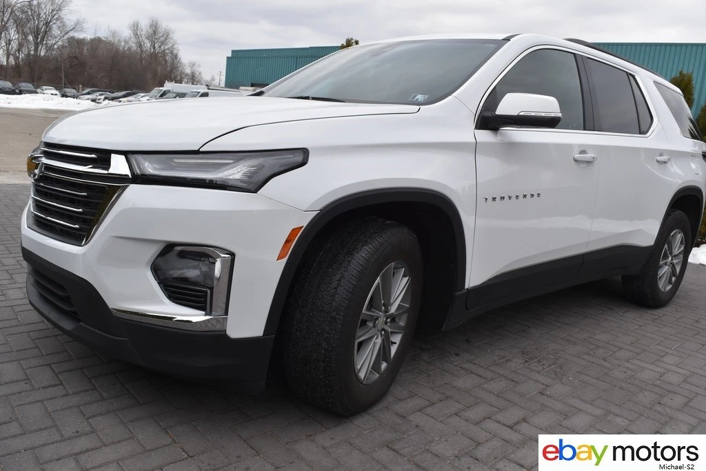 2023 Chevrolet Traverse - Image 9 of 21
