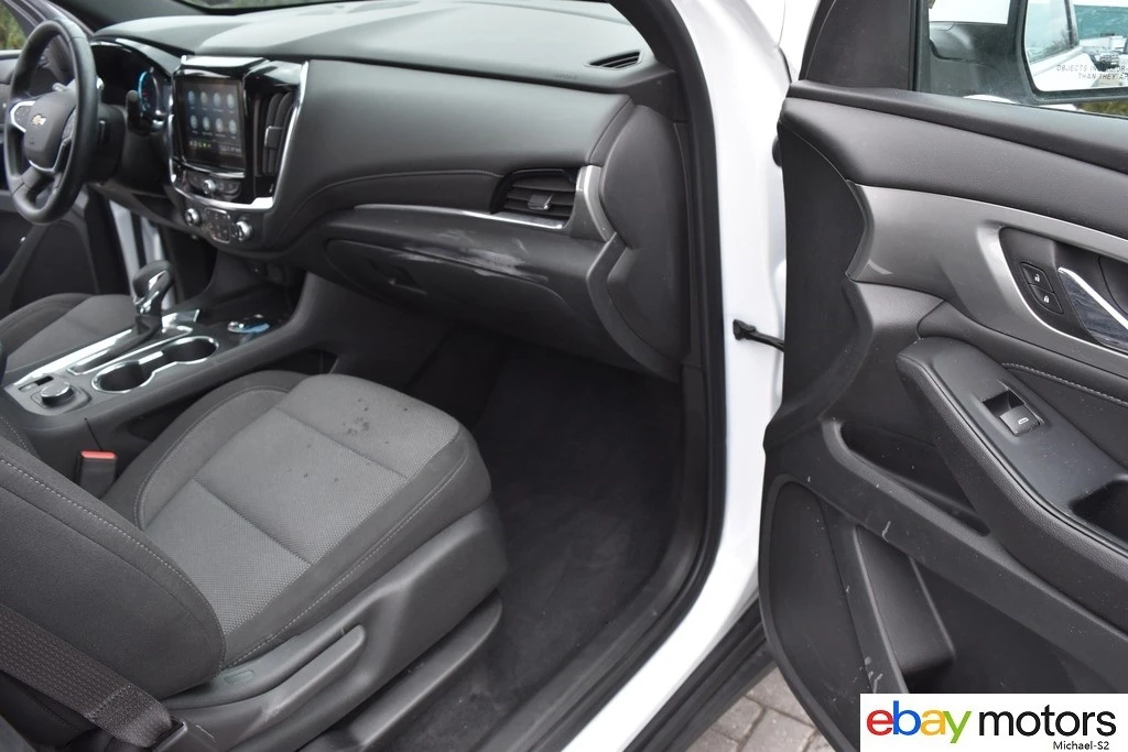 2023 Chevrolet Traverse - Image 17 of 21
