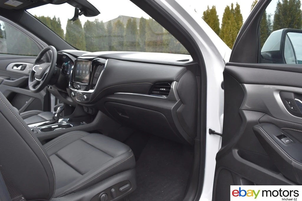 2023 Chevrolet Traverse - Image 17 of 21