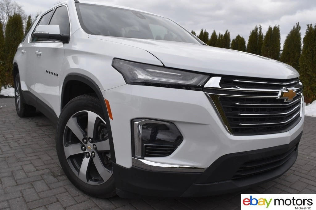 2023 Chevrolet Traverse - Image 2 of 21