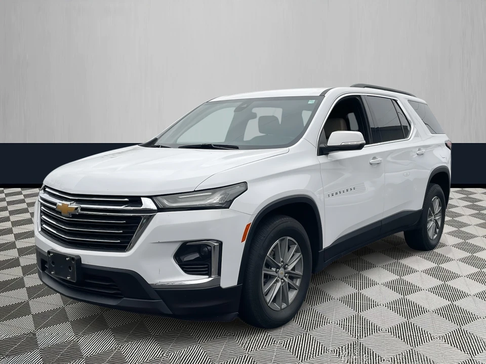 2023 Chevrolet Traverse - Image 2 of 21