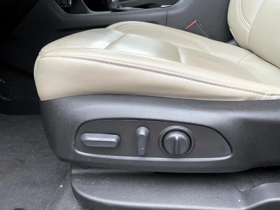 2023 Chevrolet Traverse - Image 13 of 21