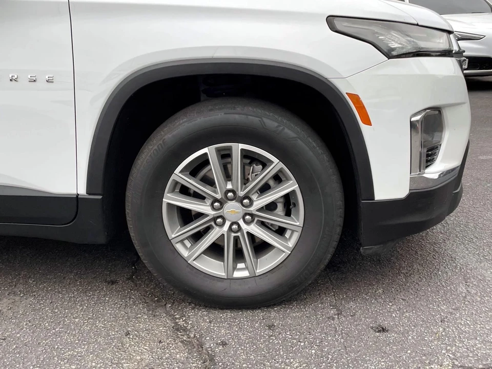 2023 Chevrolet Traverse - Image 5 of 21