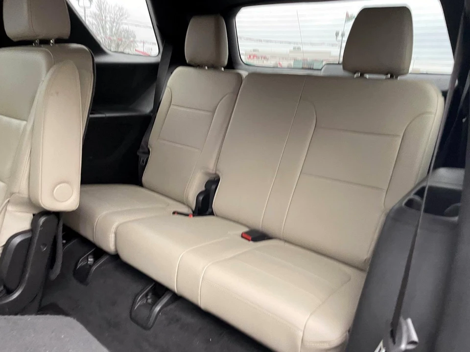 2023 Chevrolet Traverse - Image 14 of 21