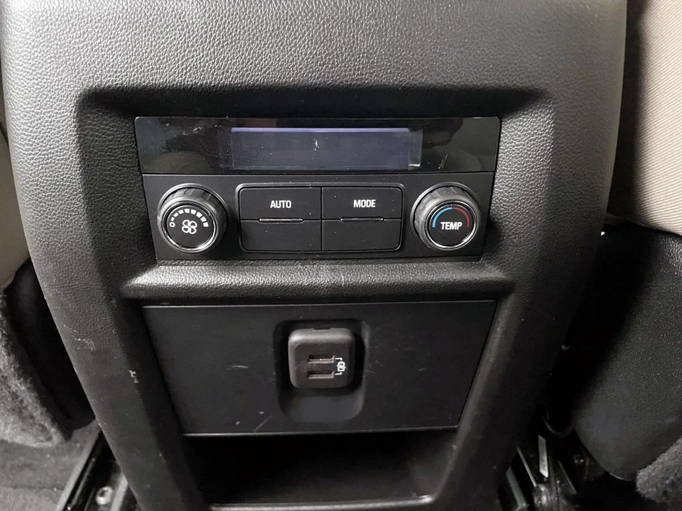 2023 Chevrolet Traverse - Image 15 of 21