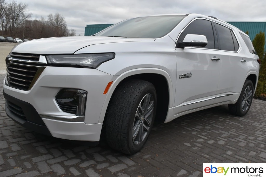 2023 Chevrolet Traverse - Image 9 of 21