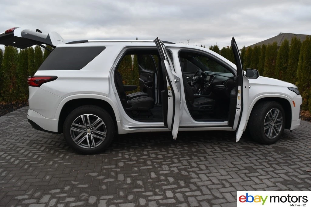 2023 Chevrolet Traverse - Image 20 of 21