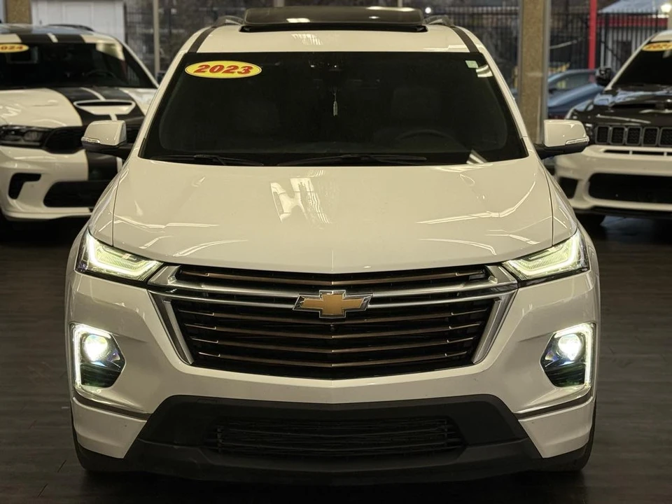 2023 Chevrolet Traverse - Image 3 of 21