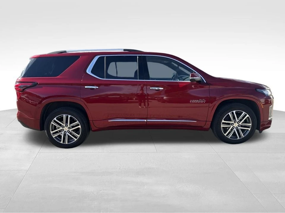 2023 Chevrolet Traverse - Image 7 of 12