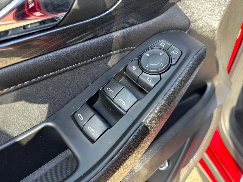2023 Chevrolet Traverse - Image 12 of 12