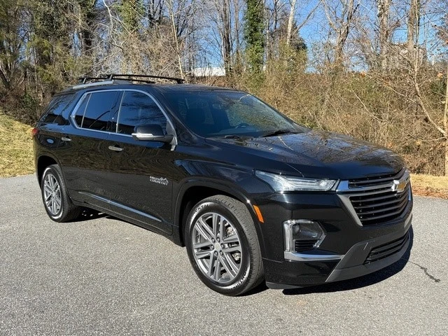 2023 Chevrolet Traverse - Image 4 of 12