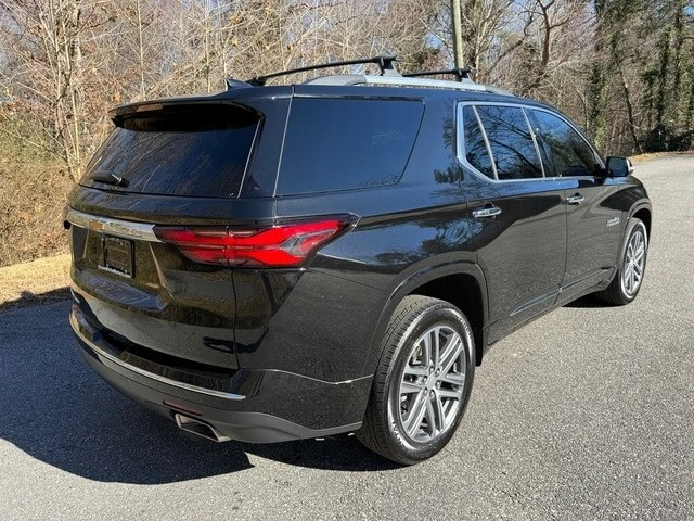 2023 Chevrolet Traverse - Image 6 of 12