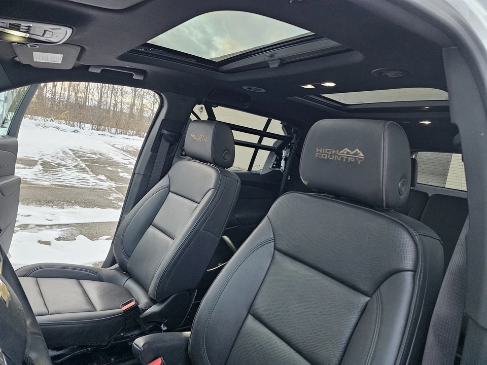 2023 Chevrolet Traverse - Image 7 of 21