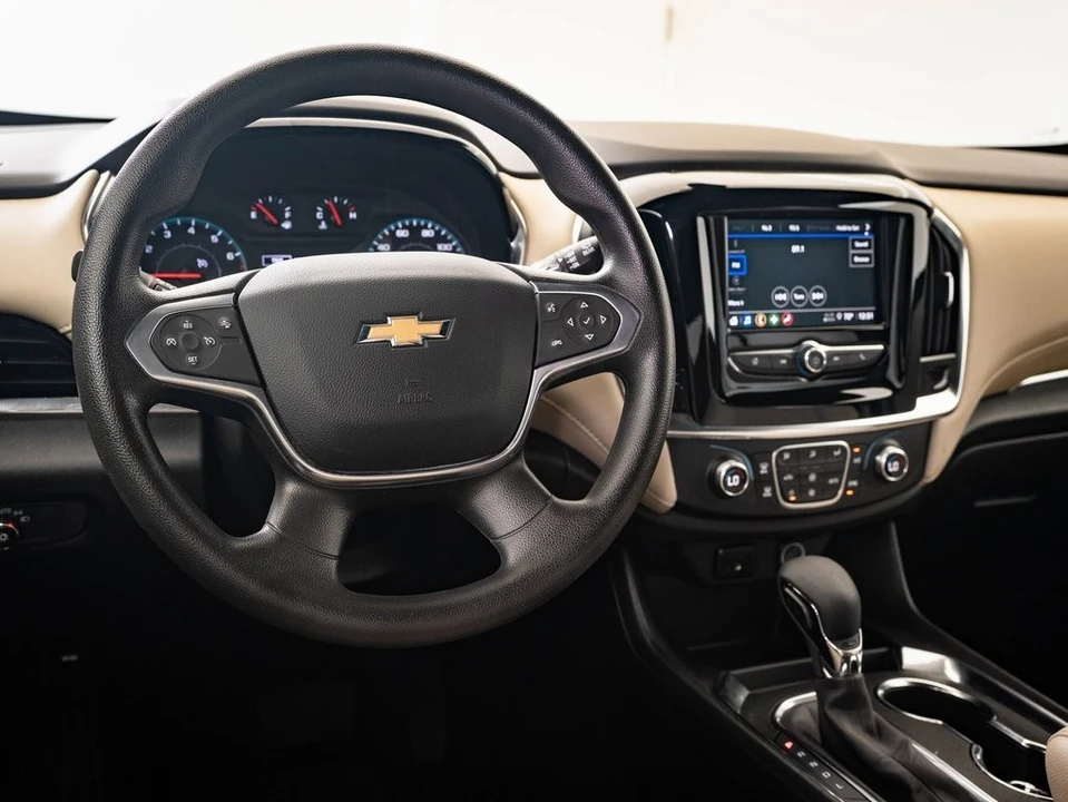 2023 Chevrolet Traverse - Image 4 of 21