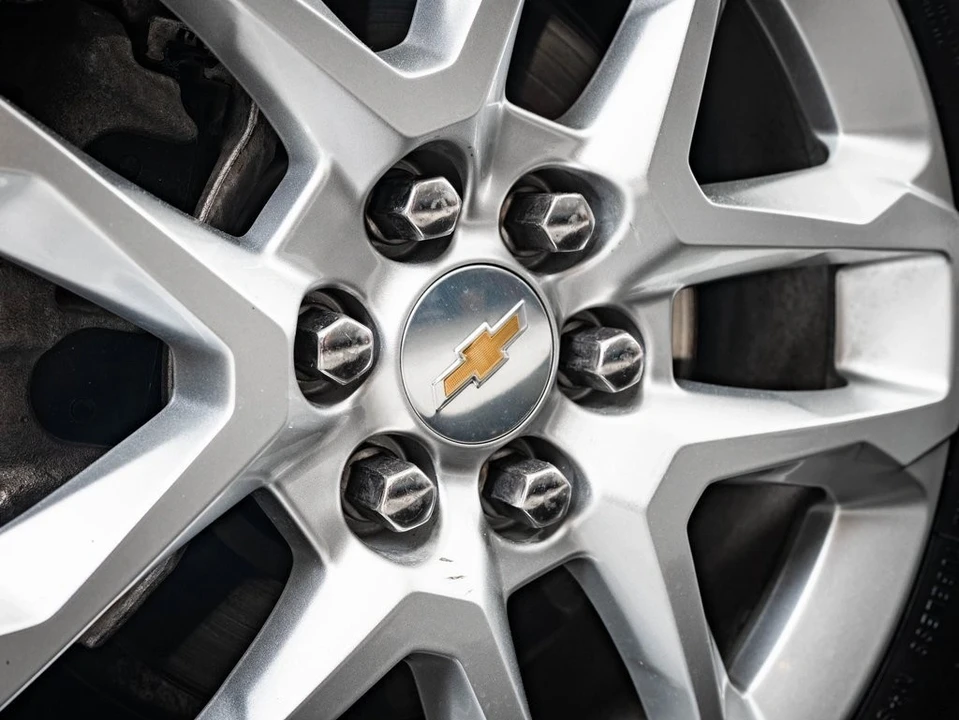 2023 Chevrolet Traverse - Image 8 of 21