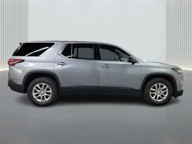 2023 Chevrolet Traverse - Image 6 of 12