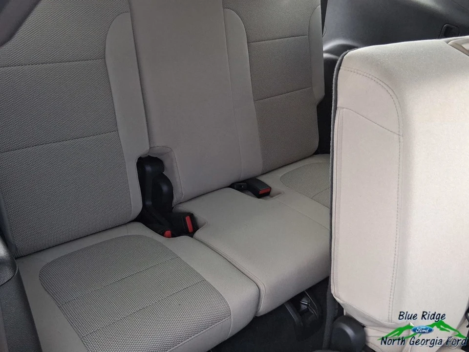 2023 Chevrolet Traverse - Image 14 of 21