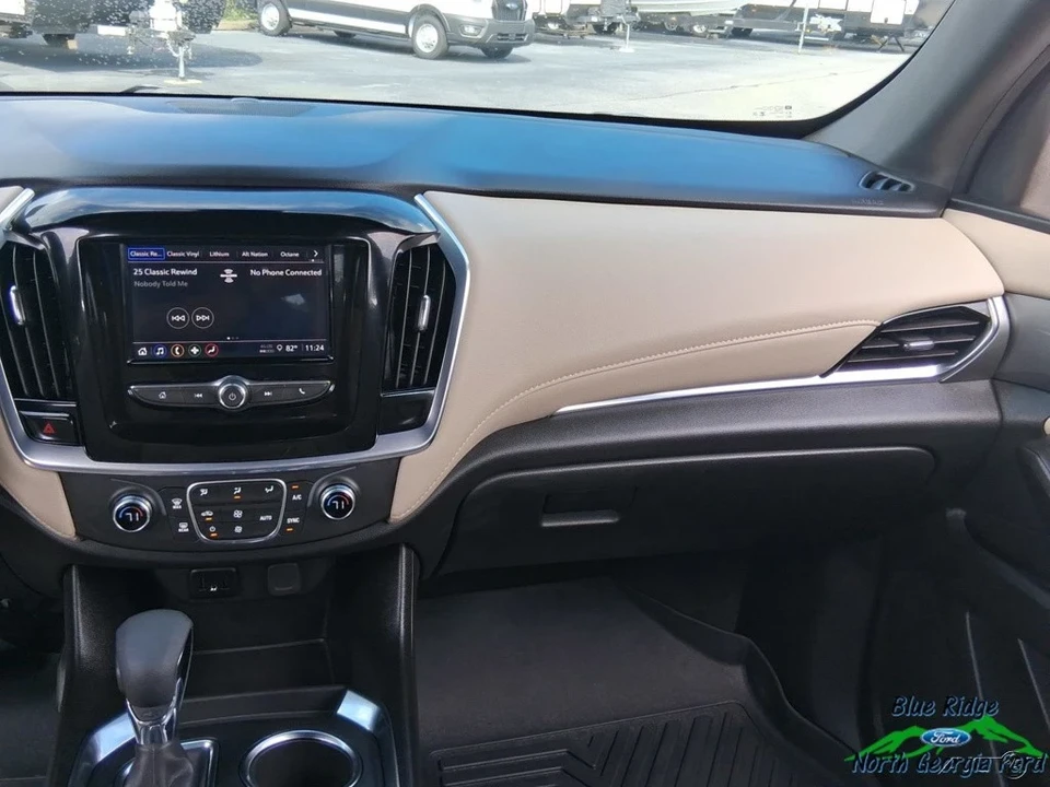 2023 Chevrolet Traverse - Image 17 of 21