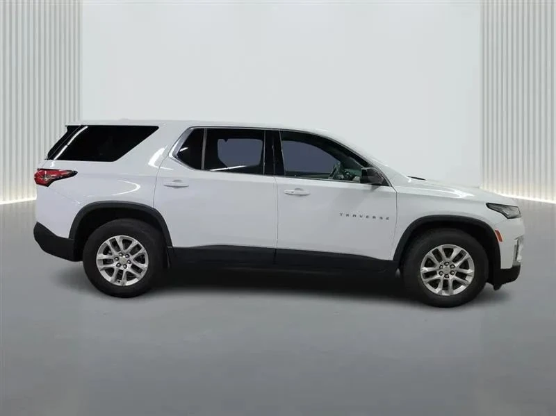 2023 Chevrolet Traverse - Image 6 of 12