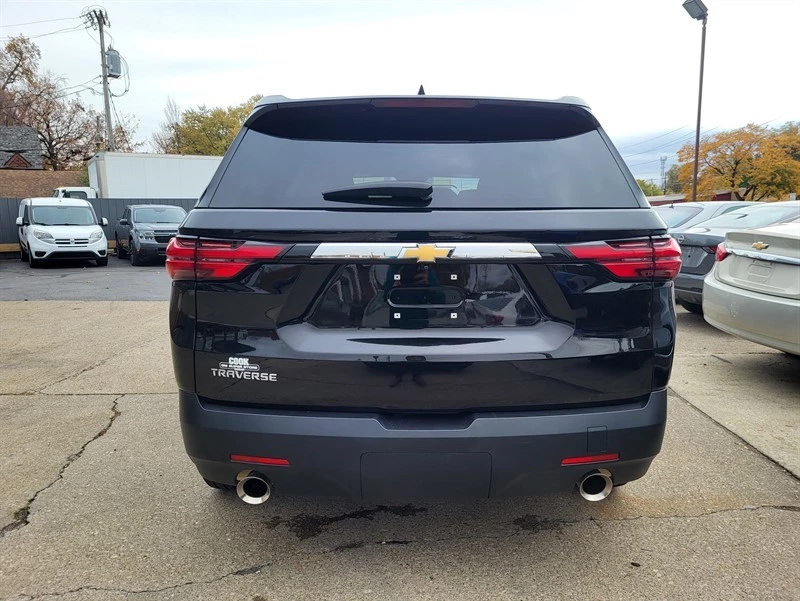 2023 Chevrolet Traverse - Image 6 of 18