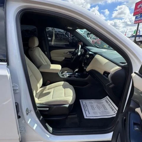 2023 Chevrolet Traverse - Image 17 of 17