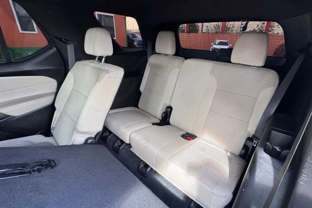 2023 Chevrolet Traverse - Image 10 of 17