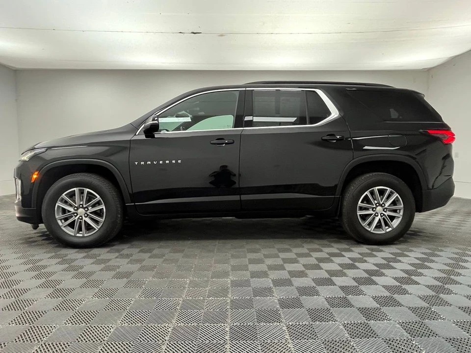 2023 Chevrolet Traverse - Image 12 of 12