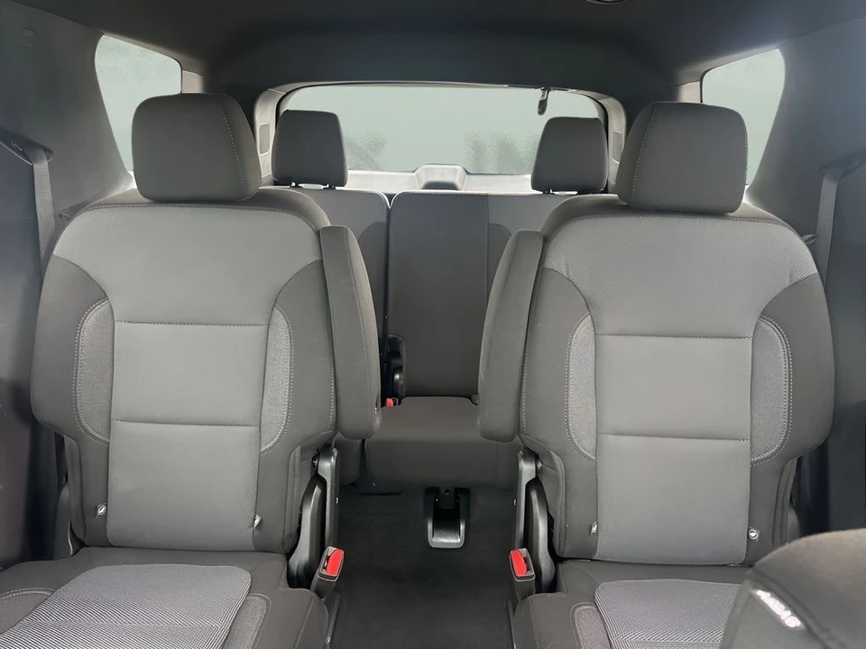 2023 Chevrolet Traverse - Image 11 of 21