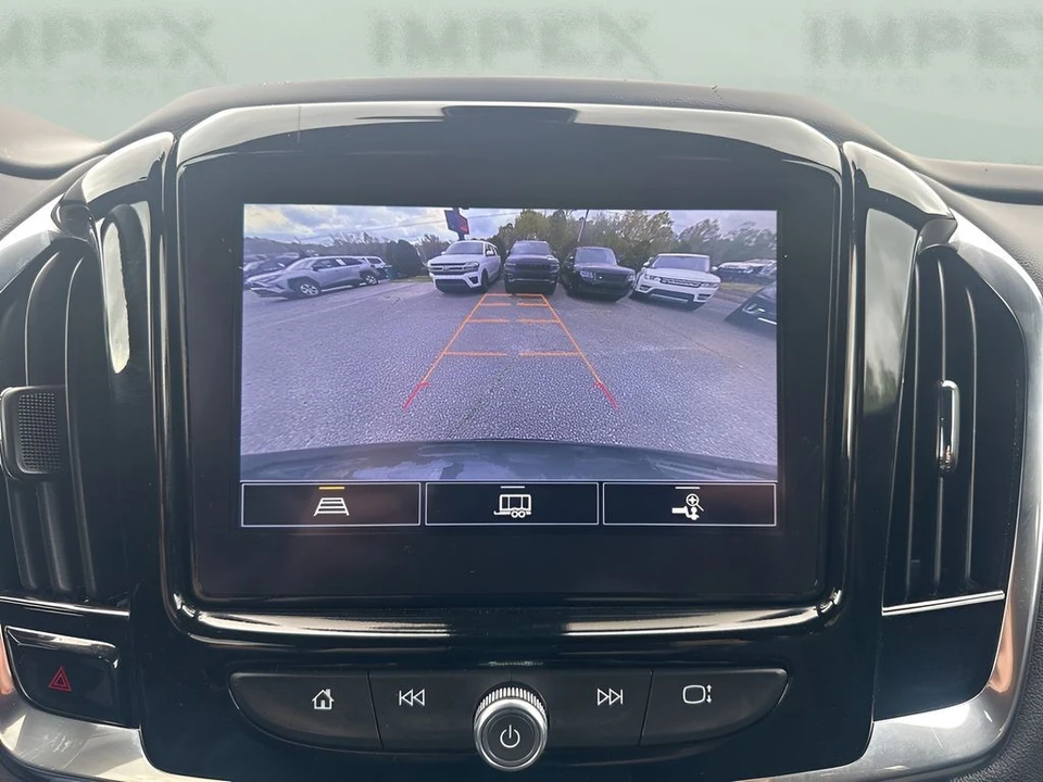 2023 Chevrolet Traverse - Image 18 of 21