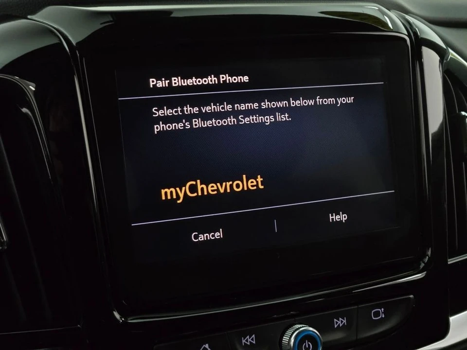 2023 Chevrolet Traverse - Image 5 of 12